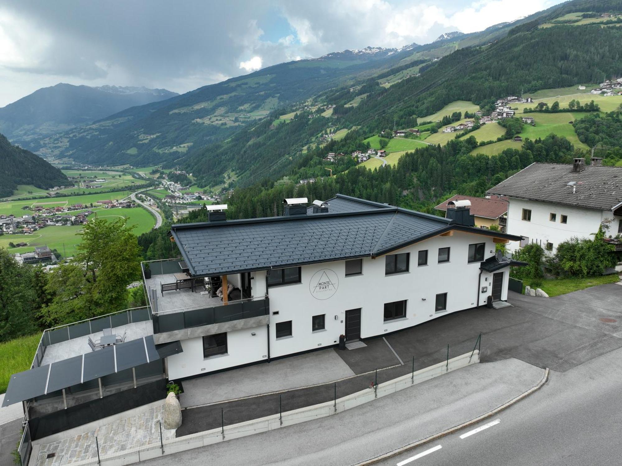 Montepart Zillertal Apartment Hainzenberg Exterior foto