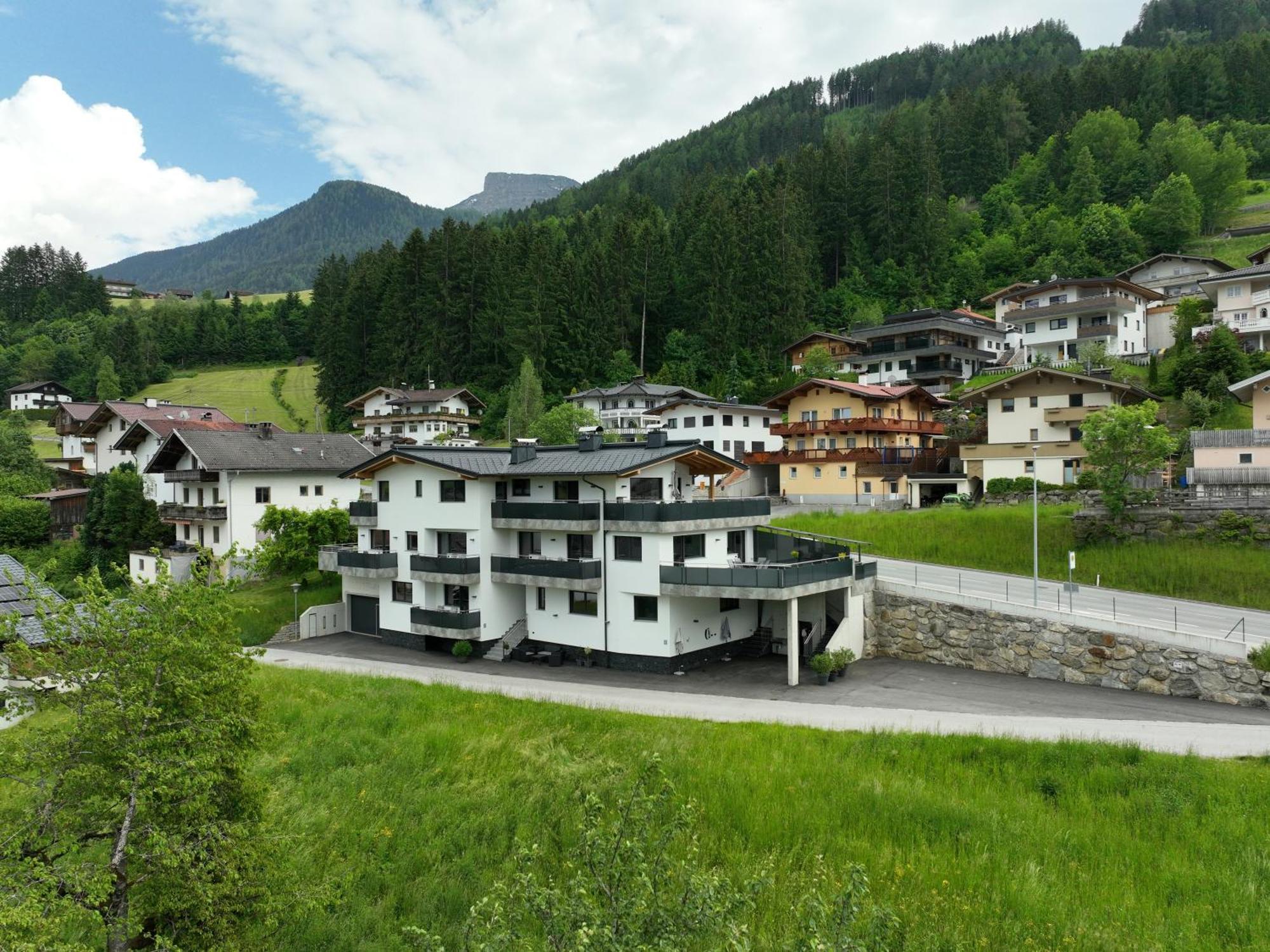 Montepart Zillertal Apartment Hainzenberg Exterior foto
